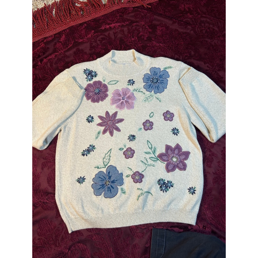 Eclectic Grandma Vintage Embroidered Sweater Large